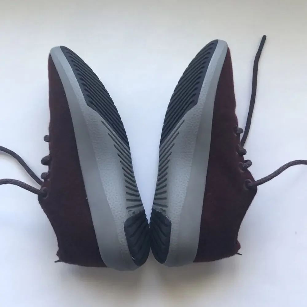 Women’s Allbirds Wool Runner Mizzles in Maroon/ Grey sole Size 7